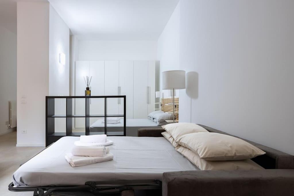 Apartment Isaia - 10 Minutes From Piazza Maggiore Болонья Экстерьер фото