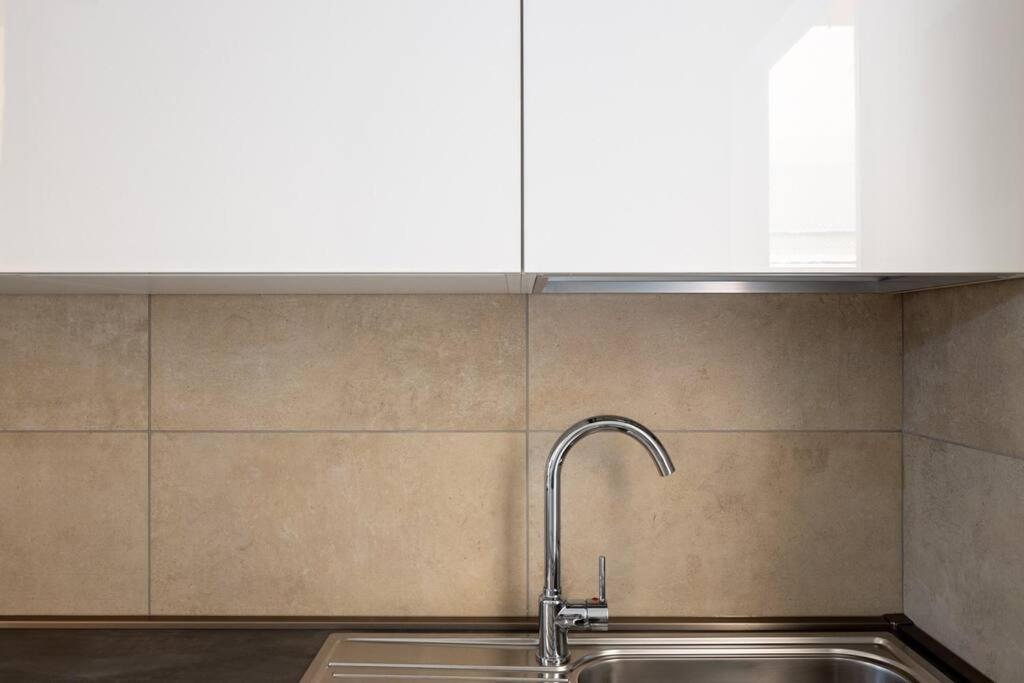 Apartment Isaia - 10 Minutes From Piazza Maggiore Болонья Экстерьер фото